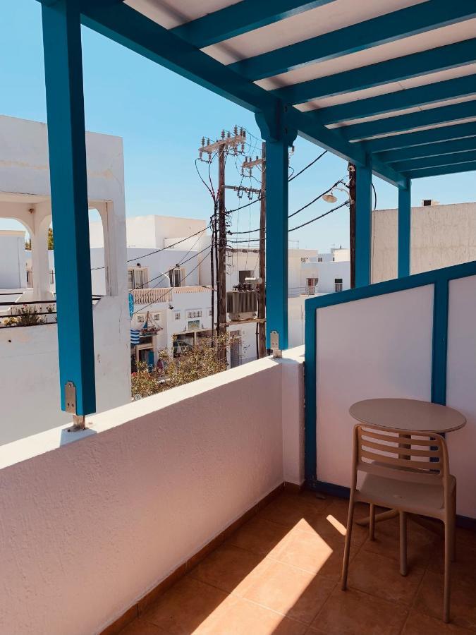 Manousos Rooms Adamantas  Exterior foto